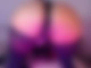 Live cam show with destinnemills - Strip Mature on eurowanks.com