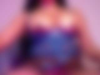 Live cam show with destinnemills - Ebony on nudelive.tv