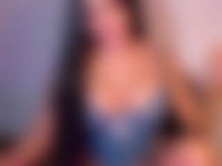 Show de câmera ao vivo com destinnemills - Middle Aged no Camsoda