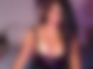 Live cam show with destinnemills - Gamer Mature on Mixed Magazine Live