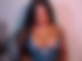 Live cam show with destinnemills - Latina MILF on Camsoda