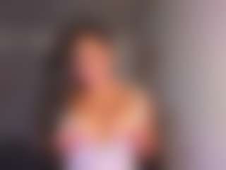 Live cam show with destinnemills - Latina Mature on alttransgirls
