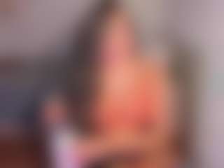 Live cam show with destinnemills - Big Tits Latina on Camming Site