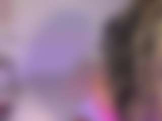 destinnemills MILF webcam performer live streaming