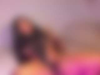 destinnemills MILF webcam performer live streaming