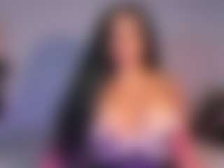 Live-camshow met destinnemills - Tease Ebony op Camsoda