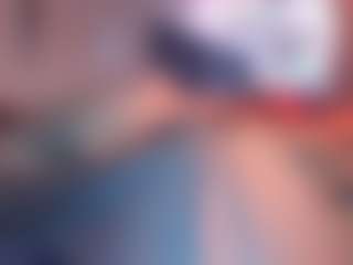 Live cam show with antonettekiki - Ebony Big Tits on Milfs Live