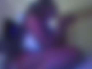 Live cam show with antonettekiki - Ebony on StripNow | united states