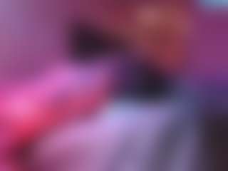 Live cam show with antonettekiki - Bedroom Ebony on Camsoda