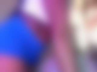 Live cam show with antonettekiki - Asshole Ebony on TeamSkeetLive
