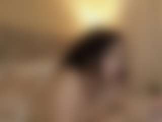 Live cam show with matilda-69x - Bedroom Curvy on Camsoda