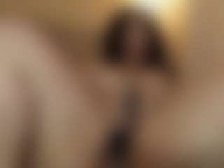 Live cam show with matilda-69x - Living Room on xblisslive.com