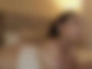 Live cam show with matilda-69x - Living Room on livesuperchat.net