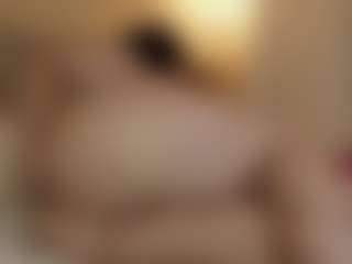 Live cam show with matilda-69x - Average on livesuperchat.net