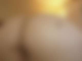 Live cam show with matilda-69x - Living Room on Milf Play