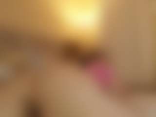 Live cam show with matilda-69x - Bedroom Curvy on Camsoda
