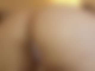Live cam show with matilda-69x - Average on Camversity