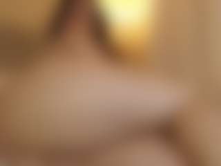 Live cam show with matilda-69x - Average on SpunkLive