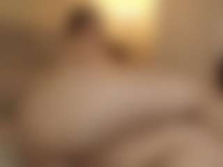 Spettacolo in cam dal vivo con matilda-69x - Chubby Curvy su Camsoda