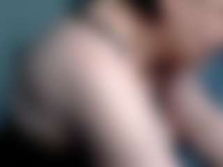red-scarlett's Live Sex Cam Show