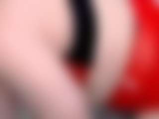 red-scarlett's Live Sex Cam Show