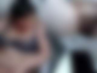 red-scarlett MILF webcam performer live streaming