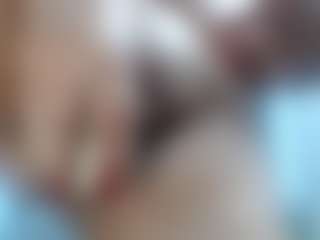 red-scarlett's Live Sex Cam Show