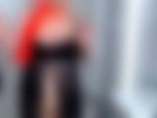 red-scarlett MILF webcam performer live streaming