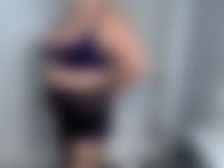 red-scarlett's Live Sex Cam Show