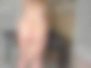 squirt-blondy's Live Sex Cam Show