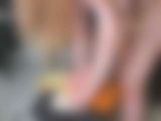 squirt-blondy's Live Sex Cam Show