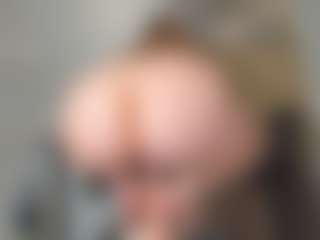 Pokaz na żywo z squirt-blondy - Bikini na Camsoda