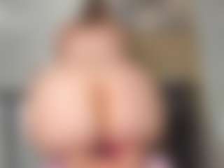 squirt-blondy's Live Sex Cam Show