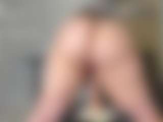 squirt-blondy's Live Sex Cam Show