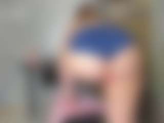 squirt-blondy's Live Sex Cam Show