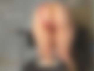 squirt-blondy's Live Sex Cam Show
