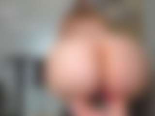 squirt-blondy's Live Sex Cam Show