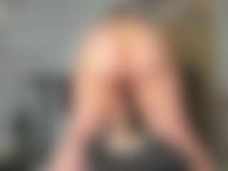 squirt-blondy's Live Sex Cam Show