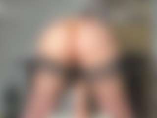 squirt-blondy's Live Sex Cam Show
