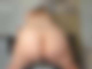 squirt-blondy's Live Sex Cam Show