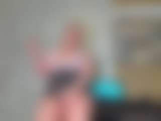Live cam show with squirt-blondy - Ass Clapping on sexylivex.com