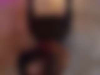Live cam show with Lady Brown - Middle Aged on CamwithHer