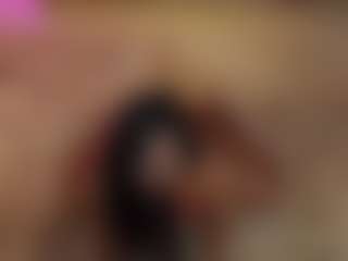 Lady Brown MILF webcam performer live streaming