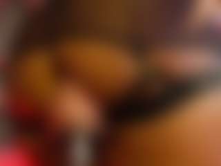 Live cam show with Lady Brown - Ebony Squirt on Camsoda