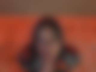 Live cam show with Lady Brown - Fingering MILF on madthumbs