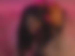 Live cam show with Lady Brown - Latina on StripNow | colombia