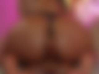 Live cam show with Lady Brown - Ebony on Camsoda | colombia