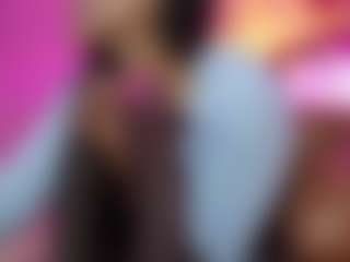 Live cam show with Lady Brown - Anal MILF on Uber Horny