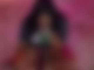Live cam show with Lady Brown - Latina MILF on Uber Horny | colombia