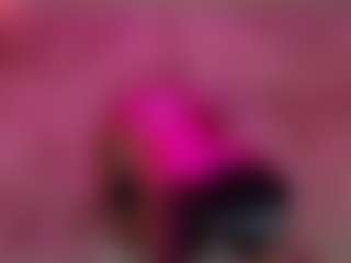 Live cam show with Lady Brown - Curvy MILF on chickslive.net